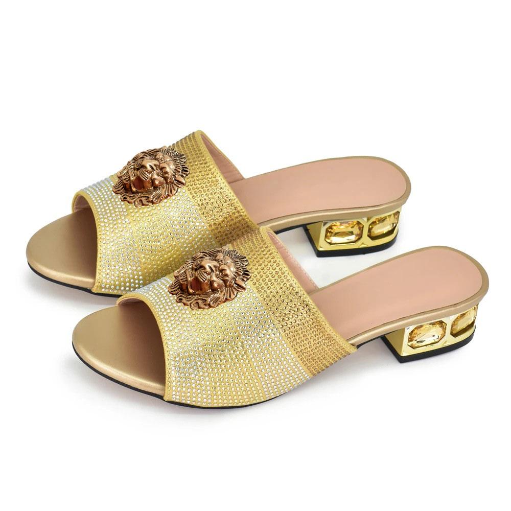 Mode Sommer Paare Flip-Flops Marke Designer Lässig Be ach Slipper Damen Strass Luxussandalen Italienischer Dinnerparty-Stil
