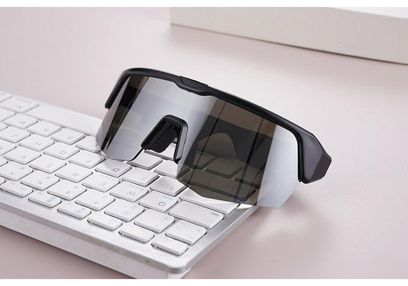 YJ006 Smart Cycling Sunglasses - Unisex Outdoor Sports Glasses with Bluetooth Calling & Music Feature