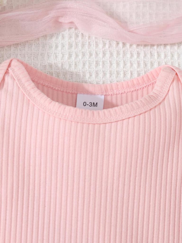 European & American Pastoral Style Infant Romper 3-Piece Set: Bow Floral Suspender Skirt