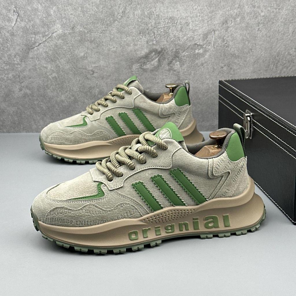 Men's shoes winter breathable 2025 new soft-soled leather sports and leisure shoes men's retro three-bar platform dad shoes