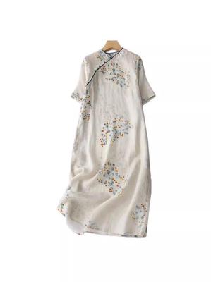 Elegant Summer Retro Printed Cotton Linen Qipao Dress - Short-Sleeved, Slimming, High-End Women's Fashion.