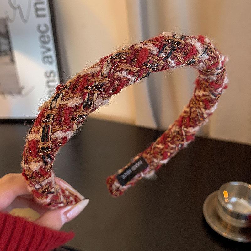 

Анкала Красный Обруч для волос: Стильная повязка на голову 2025 года для умывания