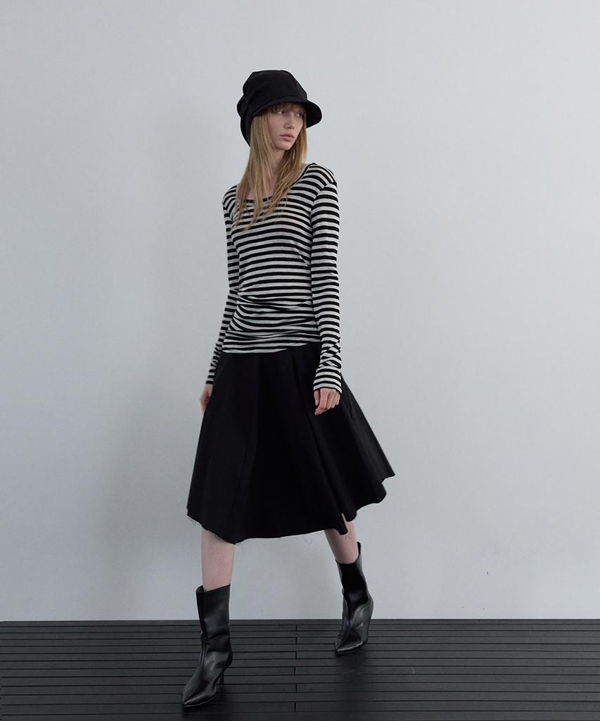 Unessin Asymmetric Cutting Midi Skirt_Black