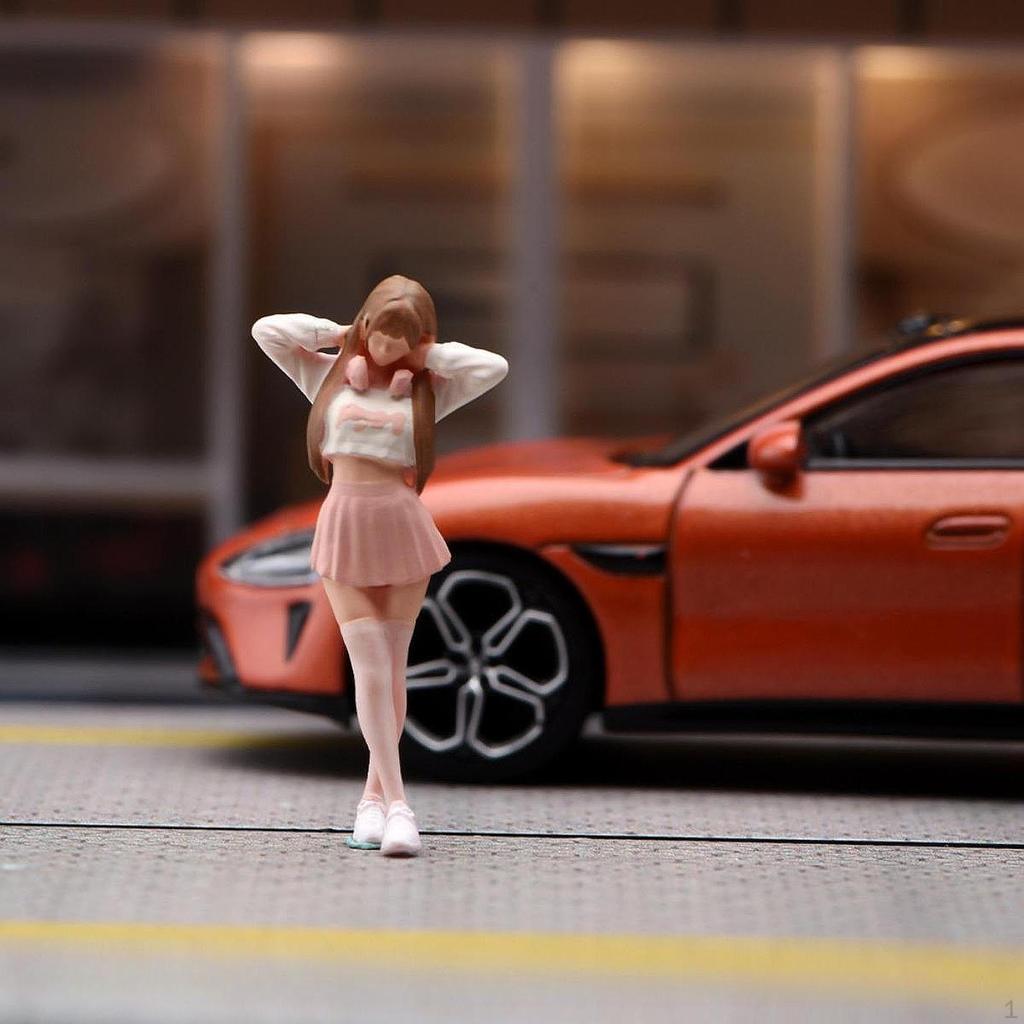 Miniature Girl :64 Scale Mini Model Layout Decoration Prop Character Gift Collections Dioramas