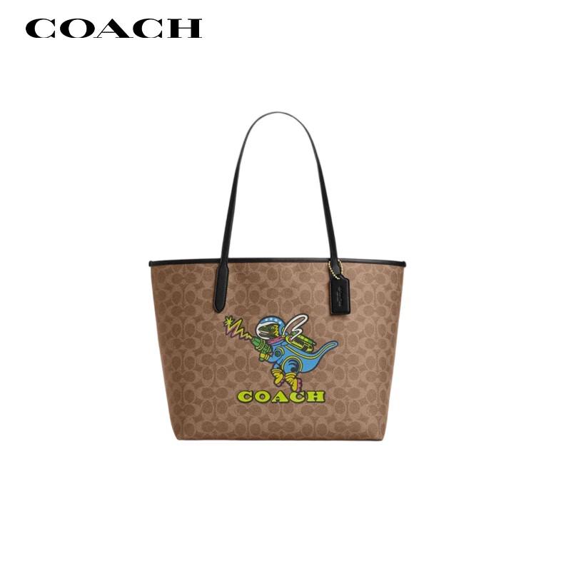 

COACH Women s CITY33 Printed Patchwork Tote Bag