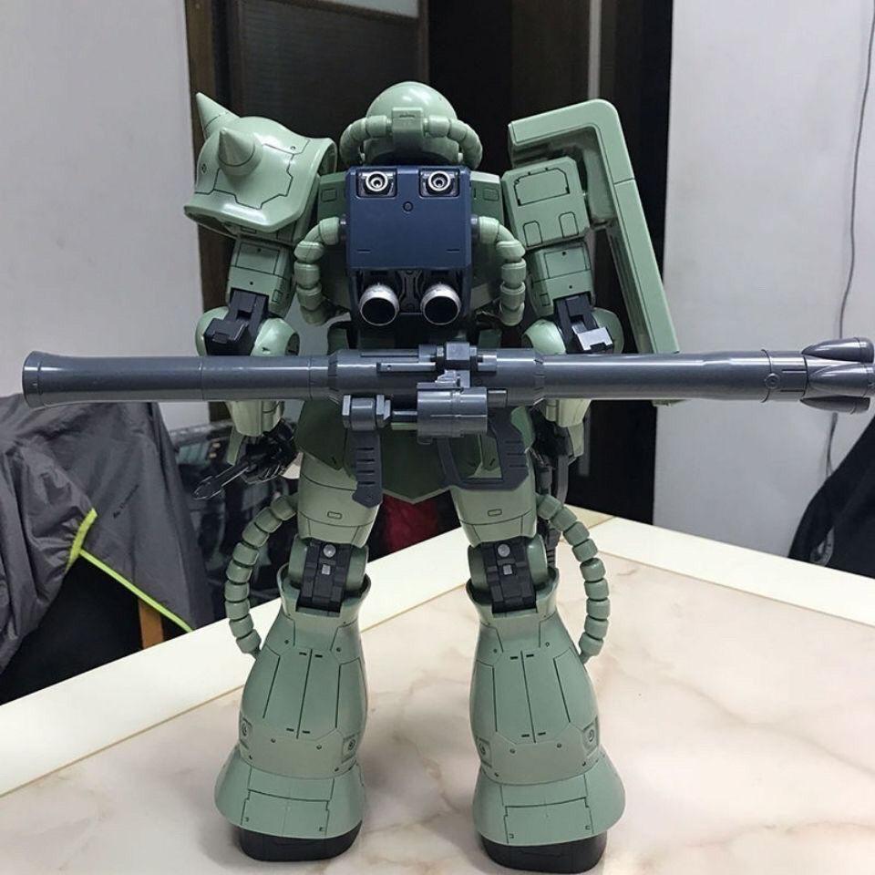 New Daban Mega 1/48 Zaku 2 Assembly Model Kit With Water Sticker Collection Action Figure Plasitc Model Kit Customized Hobby Toy