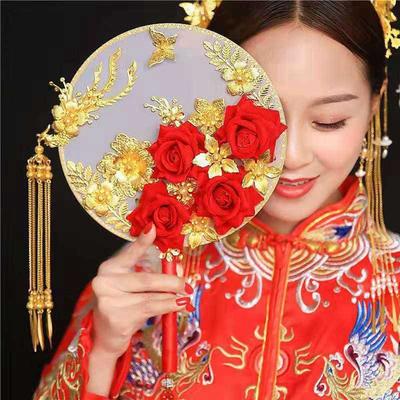 Handheld Wedding Decorative Chinese Wedding For Bride Gold Red Bridesmaid Vintage Photography Ornaments Fan Bouquet Decor Craft