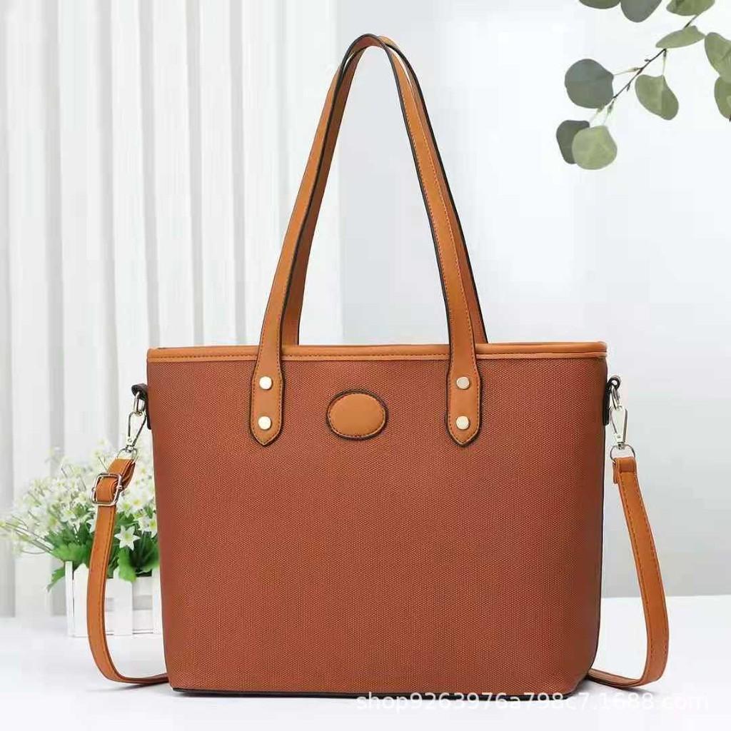 Large Capacity Stylish Handbag For Women Vintage Retro Design With Soft Handles