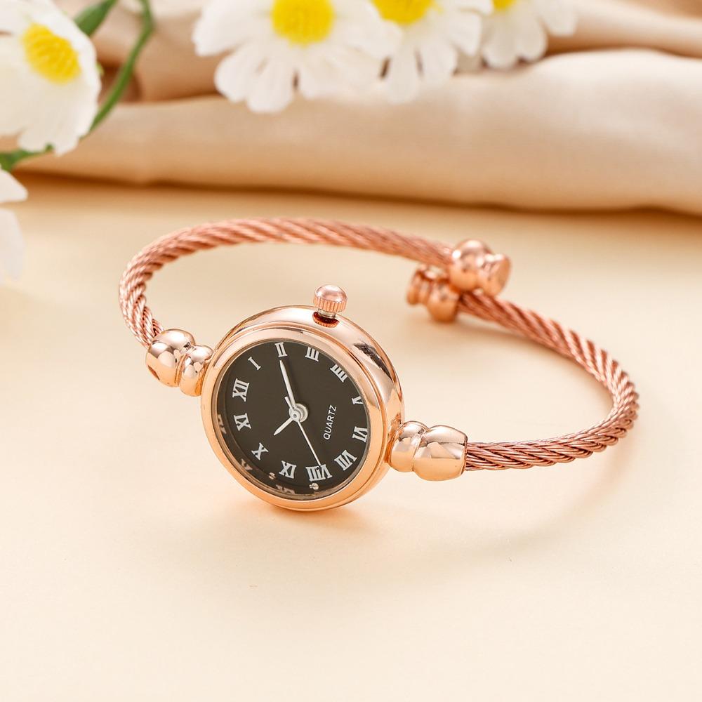 

Alloy Bangle Bracelet Luxury Wristwatch Chain Watches Fashion Quartz Watch Ladies Roma Rose gold-black