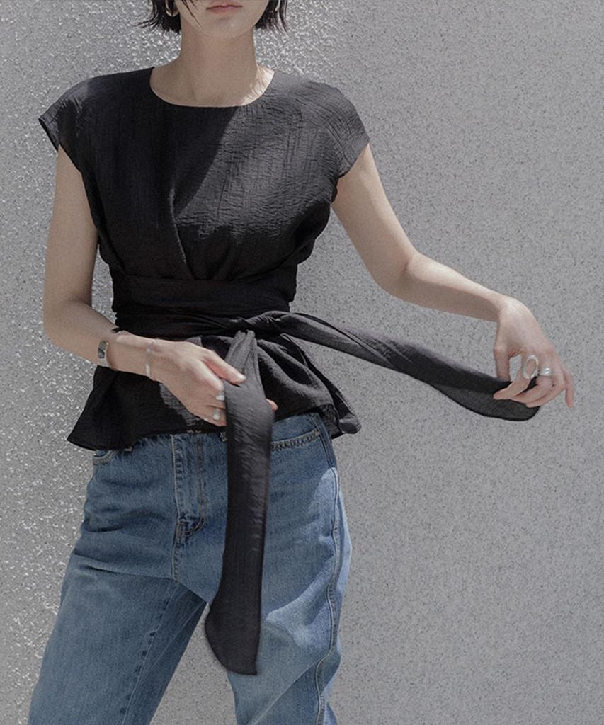 Memua Sherry Strap Blouse (Black)