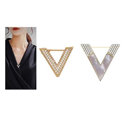 Fashion V Shaped Rhinestone Brooches For Women Metal Anti-Glare Lapel Pin Fixed Clothes Pins Sweater Coat Clothing Accessories