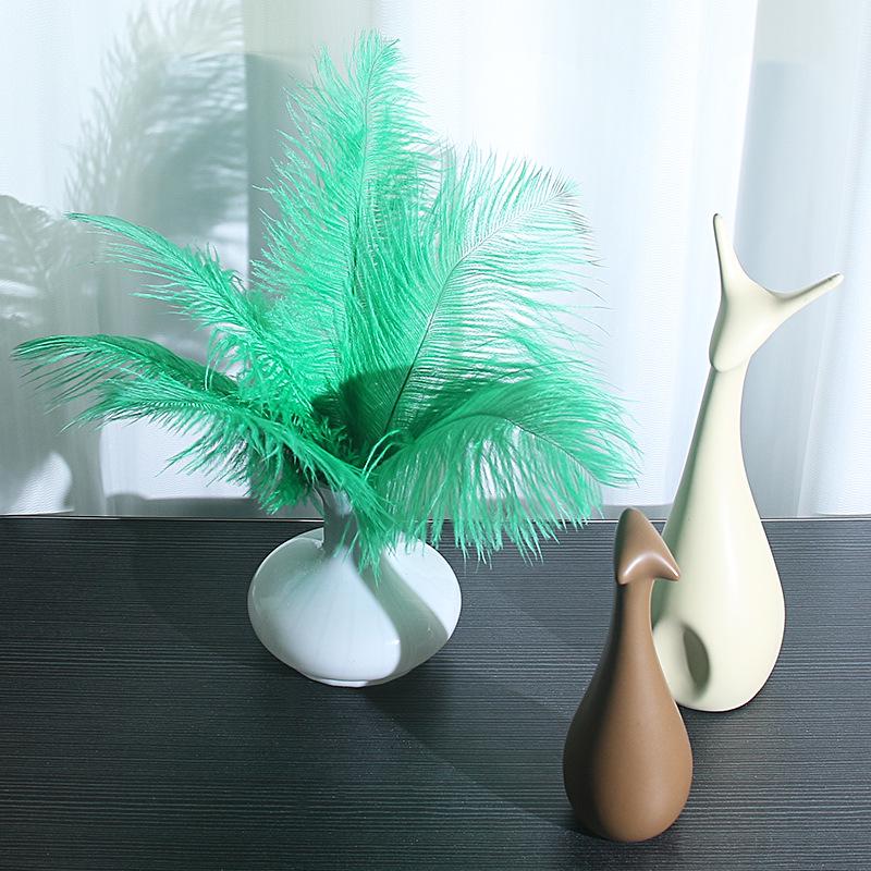25-30cm Large Ostrich Feather for Wedding Bouquet or Photo Decoration