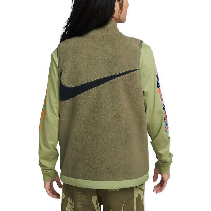 Nike Fleece Winterweste mit gesticktem Logo, Stehkragen Herren Tops Grün DQ4899-222