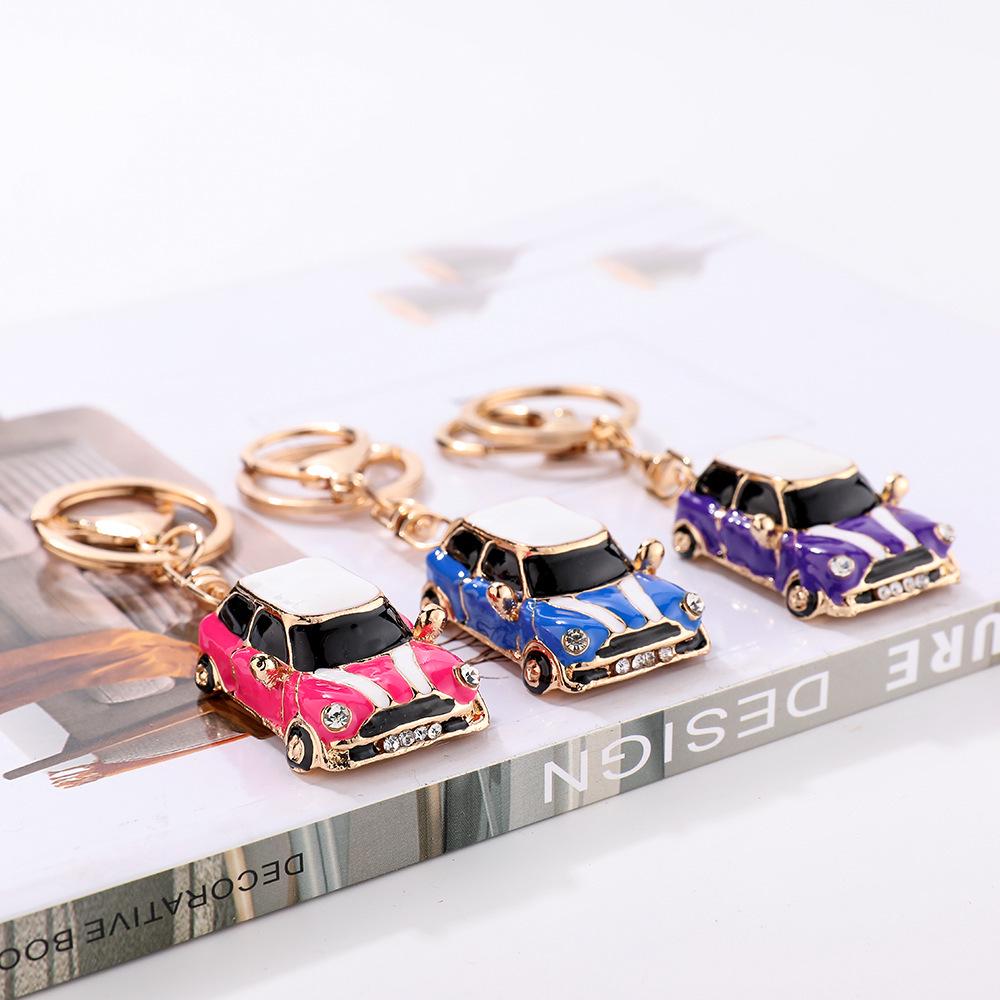 Men's Cartoon Mini Car Keychain Pendant - Rhinestone Racing Car Design, Zinc Alloy Ornament