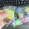 Juguetes 10 Piezas Animales Mochi Squishy Brillan en la Oscuridad Aprieta Alivio del Estrés Regalos Rellenos de Calcetín Recuerdos de Fiesta para Niños Niños Niñas