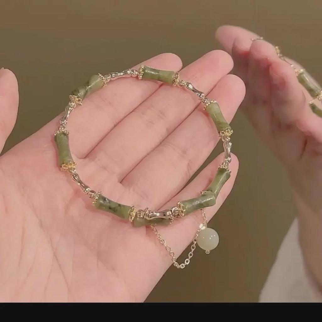 [Green Plum Wine] Bamboo Beaded Bracelet: High-End Chinese Design for Girlfriends