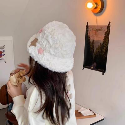 Accessoires – Mützen & Kappen