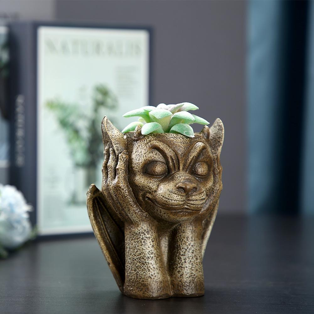 European Creative Relief Succulent Flower Pot Garden Courtyard Balcony Decoration Non-porous Resin Flower Pot