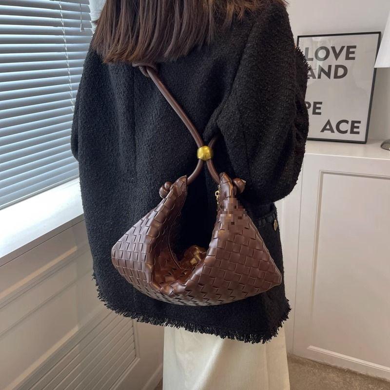 2025 Sommer Französische Luxus gewebte Leder Halbmond Schultertasche - Vielseitige Damenhandtasche