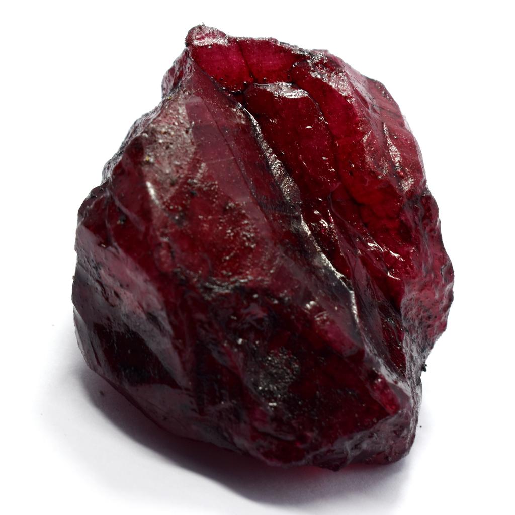 599.85 Ct Earth Mined Natural Red Ruby Uncut Rough CERTIFIEDLoose Gemstone v-138