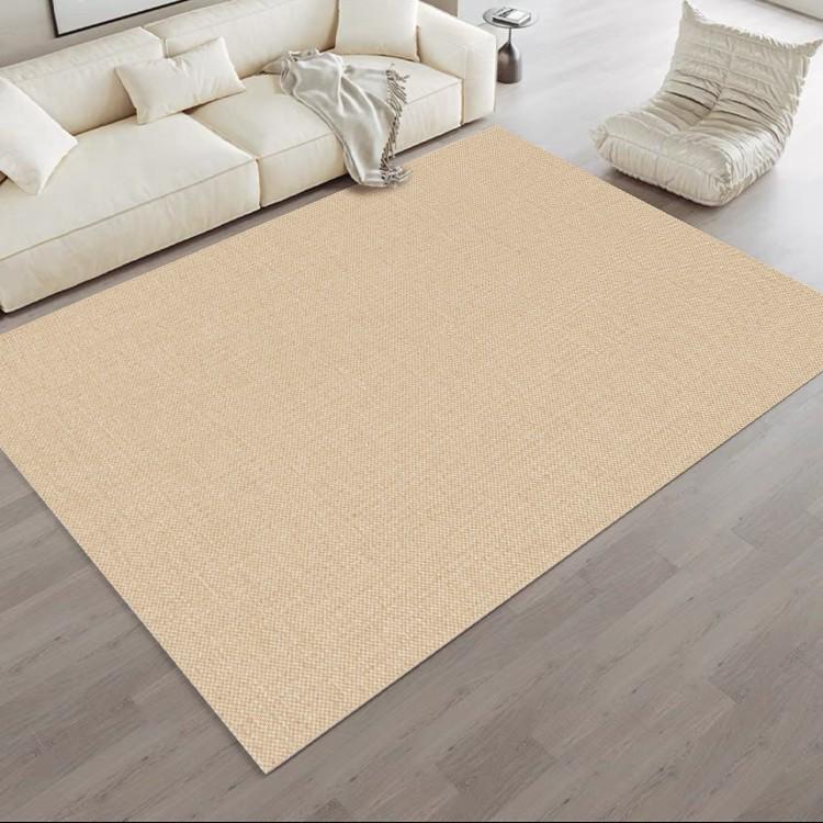 

Simple, dirt-resistant, easy-care carpet for living room or bedroom; wipeable and perfect for large areas under sofa or coffee table. 140x200cm