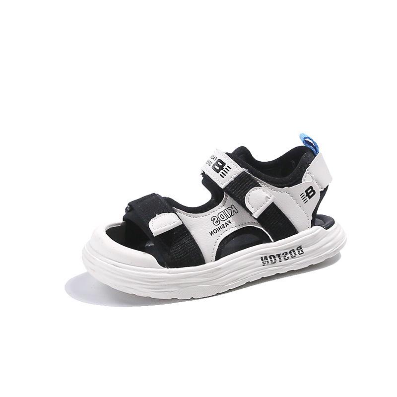 Sandali Chiusi per Bambini 2026: Scarpe da Spiaggia Estive per Ragazzi e Ragazze con Suola Morbida e Design Anti-Calcio
