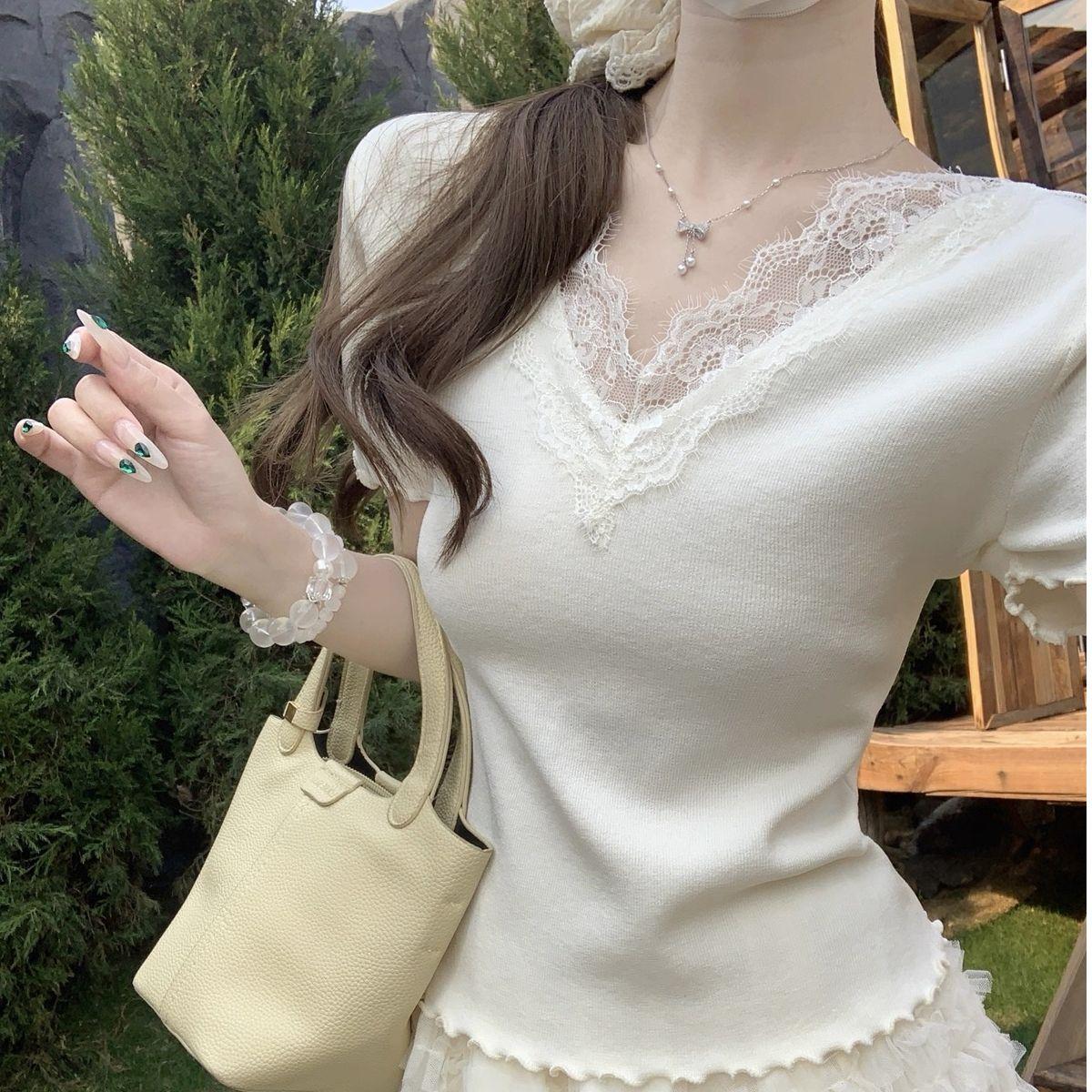 

Кружевная лоскутная трикотажная футболка с V-образным вырезом и короткими рукавами, Универсальный короткий топ для женщин one size белый