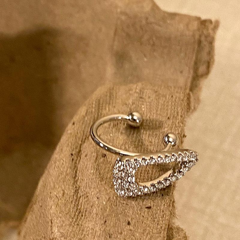 

Korea Silver Color Sparkling Zircon Geometry Hollow Ear Cuff Fake Piercing Cartilage Clip Earrings for Women Party Daily Jewelry