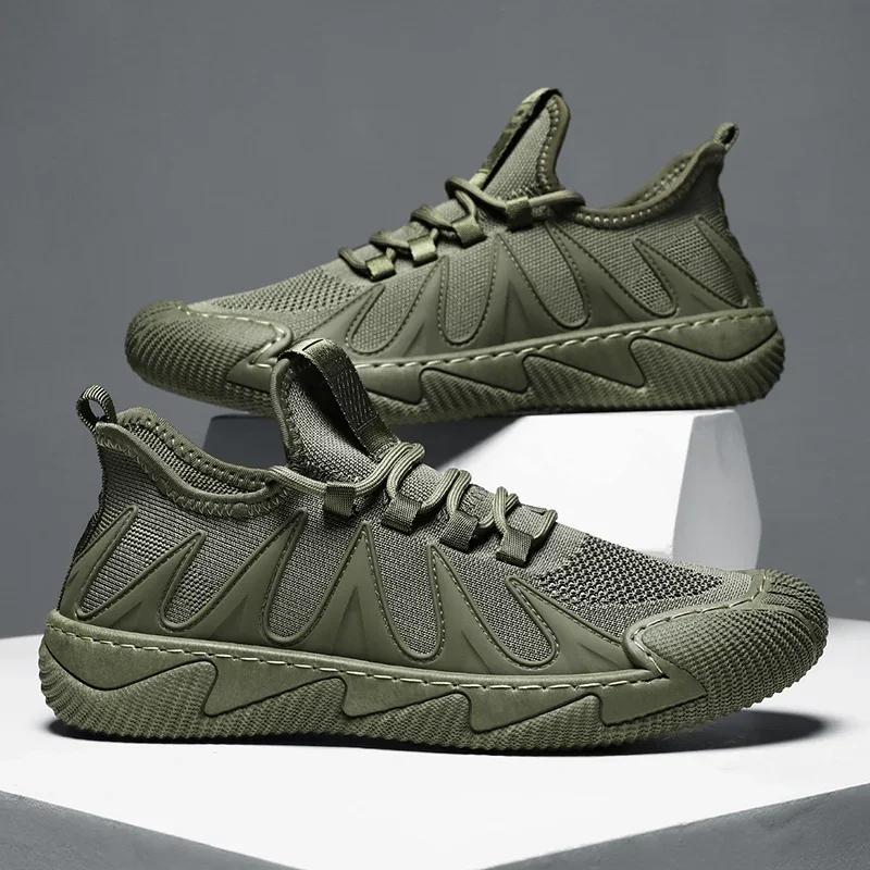 Spring  Men's Lightweight Flying Mesh Shoes Fitness Shoes Anti-slip Wear Breathable Running Shoes Sports Casual Shoes