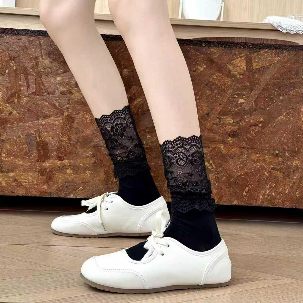 Women's Lace Ruffle Slouch Mid-Calf Socks: Spring, Summer & Winter Korean Style