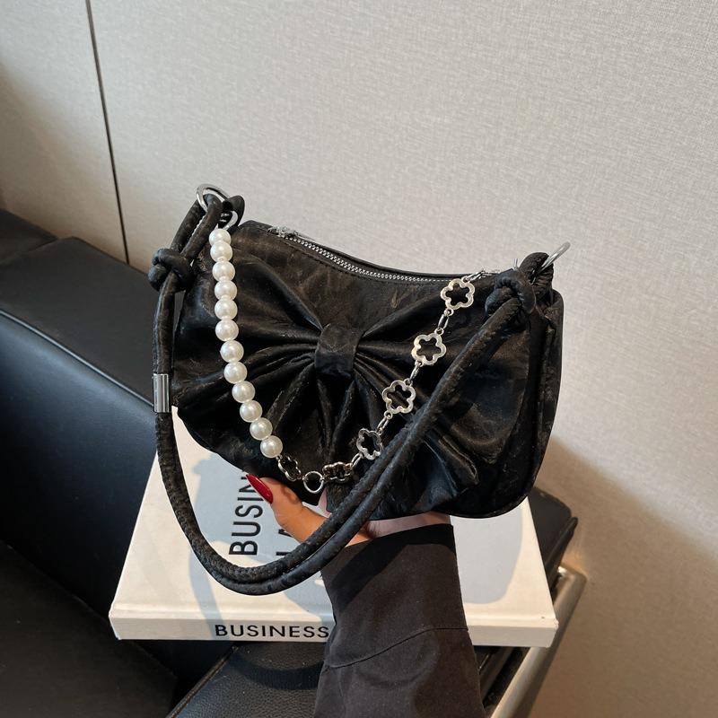 Portable high-end messenger bag women's summer new fashion versatile pleated bow chain bag