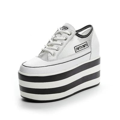 Mode 12CM Luftmesh Ihåliga Vardagsskor Vulkaniserade Sommar Andningsbara Äkta Läder Grova Sneakers Kilklack Platåsneakers