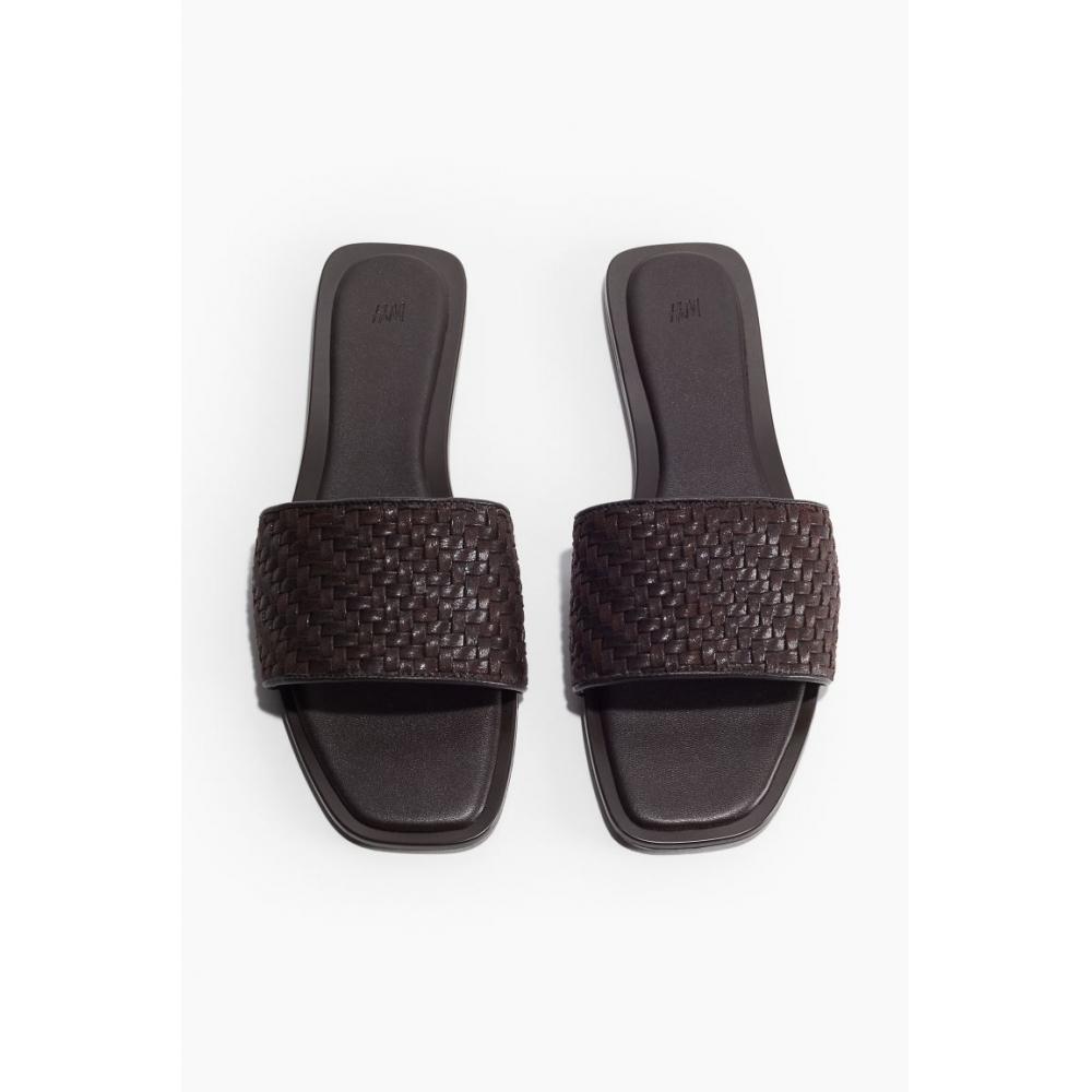 

Плетеные босоножки HM темно-коричневые