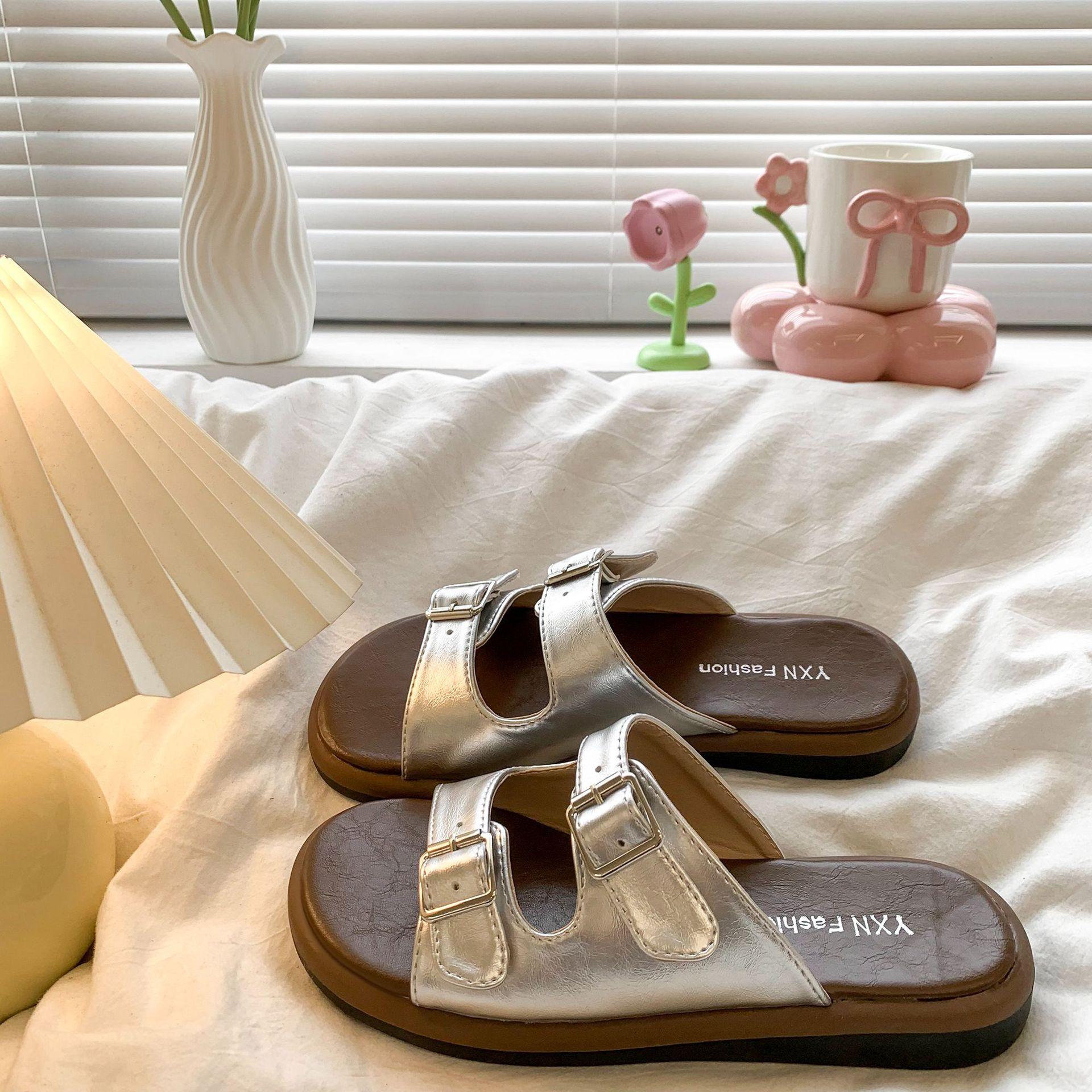 

Fashion Slippers for Women 2025Summer Thick-soled Slippers Designer Belt Buckle Slipper Luxury Leather Sandals for Women Sandalias Mujer 43