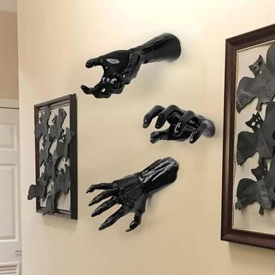 Scary Hand Wall Decor Realistic Halloween Prop Creepy Towel Hanger Spooky Desk Lamp Holder Halloween Party Supplies