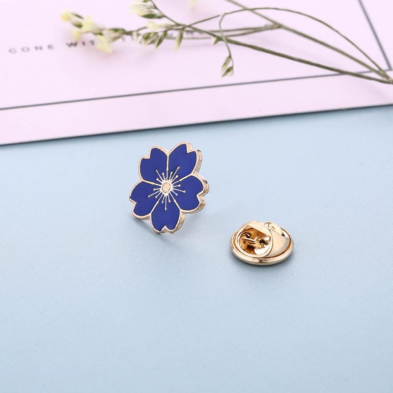 Z145 Japanese Style Flower Collar Pin - College Girl Uniform Brooch