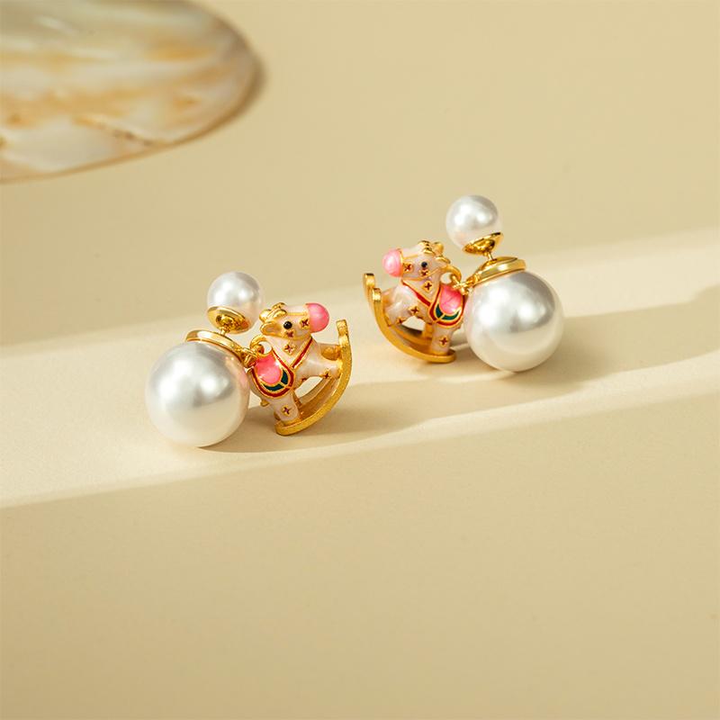 Retro Rocking Horse Pearl Necklace with Colorful Enamel - Luxurious Clavicle Chain