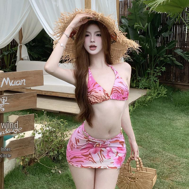 2026 Women's Three-Piece Bikini Swimsuit: Fashionable, Sweet, Sexy Swimwear for Small Chests, Perfect for Vacation and Hot Springs