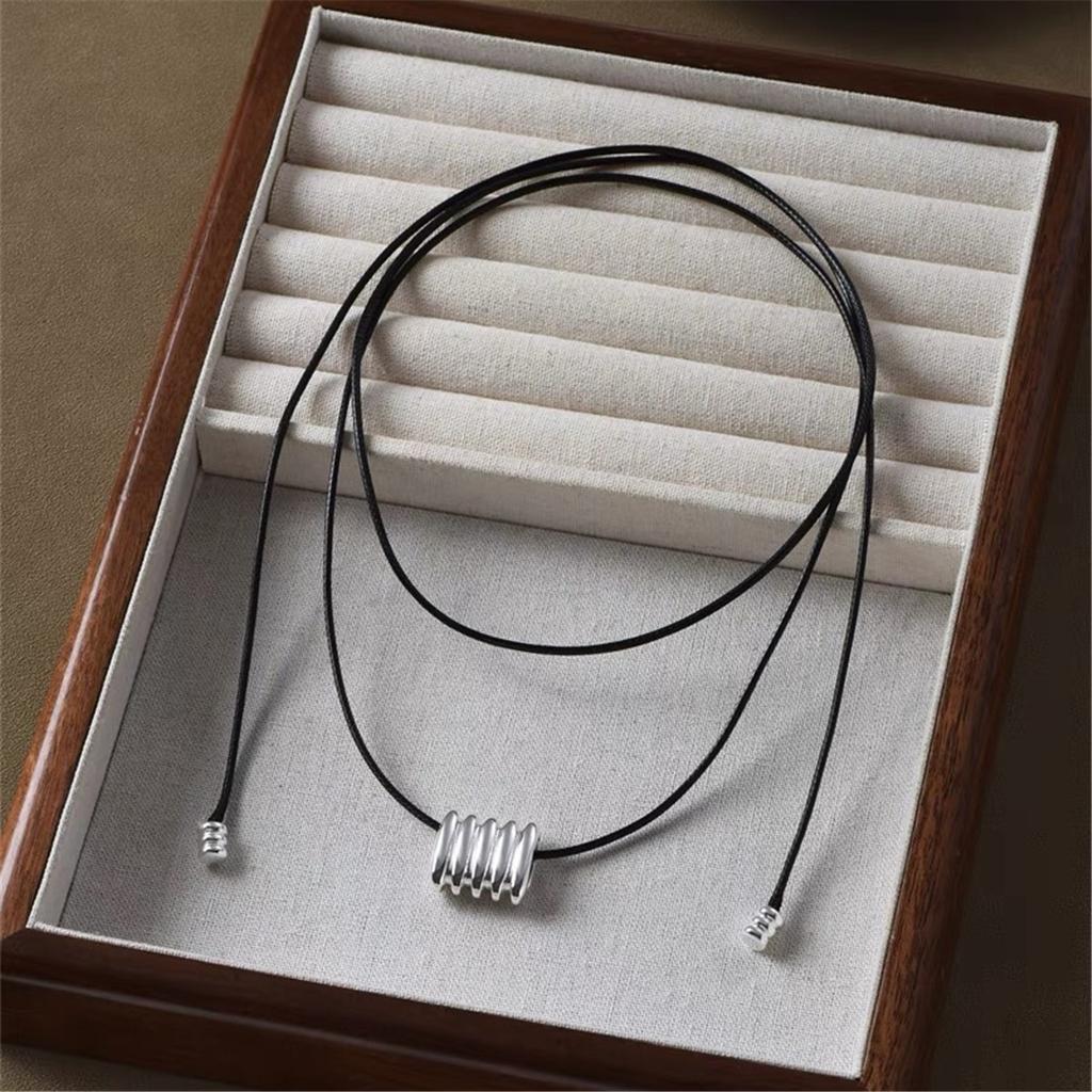 Tooxika Fashion Simple Square Circle Pattern Necklace Wax Rope Multi-Wear Long Collar Bone Sweater Chain