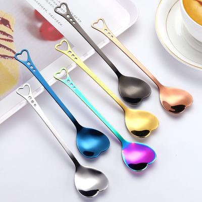 Cucchiaino da Caffè a Forma di Cuore Acciaio Inossidabile Creativo Poroso Cucchiaino Mescolatore a Forma di Cuore Cucchiaiino per Dessert Snack Gelato Latte Tavola