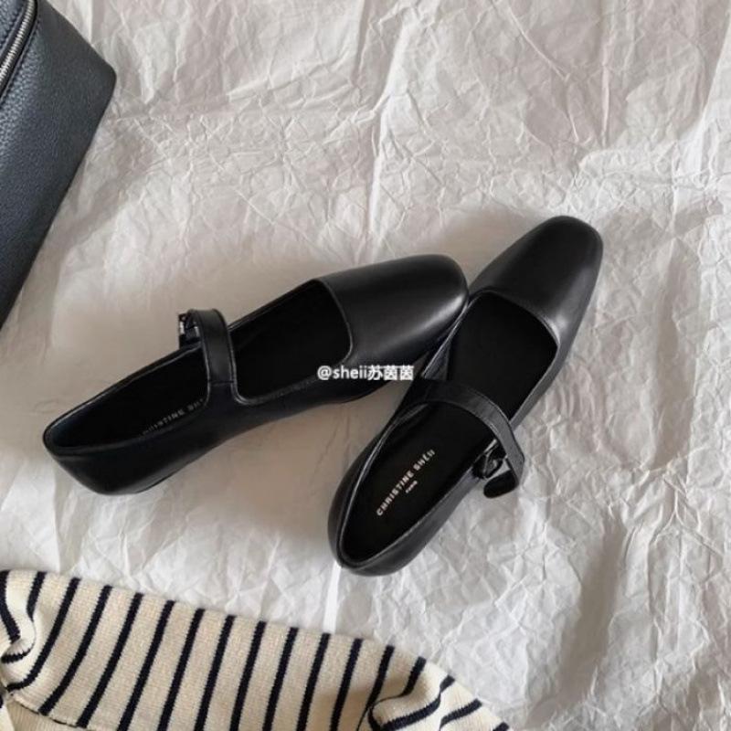 

Ретро универсальные кожаные туфли Мэри Джейн с квадратным носком, ремешком на одну пряжку и плоской подошвой 34 чёрный