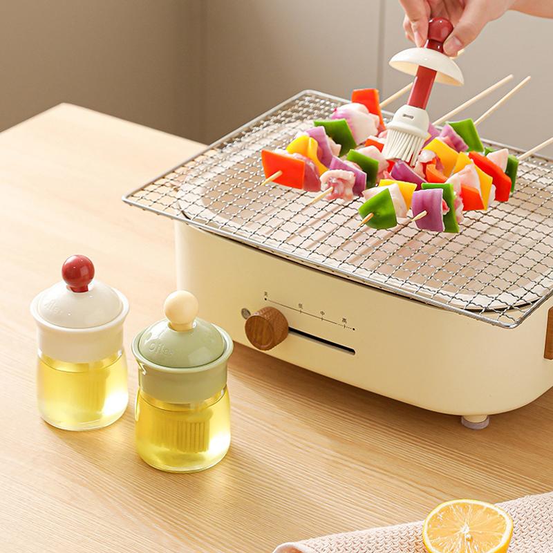 Kitchen Cooking Tools Glass Oil Mister with Spray Control Vinegar Dispenser Olive Oil Sprayer Bottle Brush