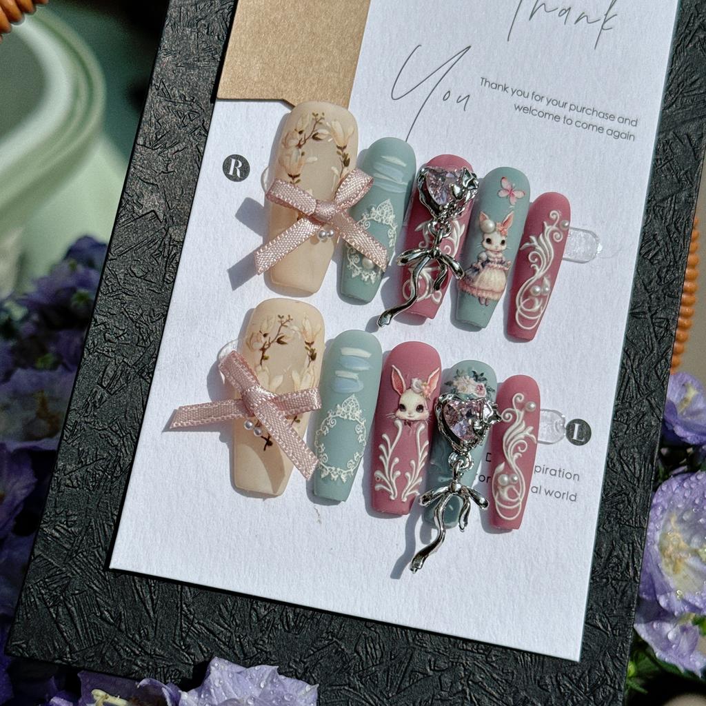 Glitter Long Coffin Press on Nails Fake Nails Tip False Nails with Design Glue on Nails Press ons Glossy Full Cover Stick on Nails for Women 10Pcs