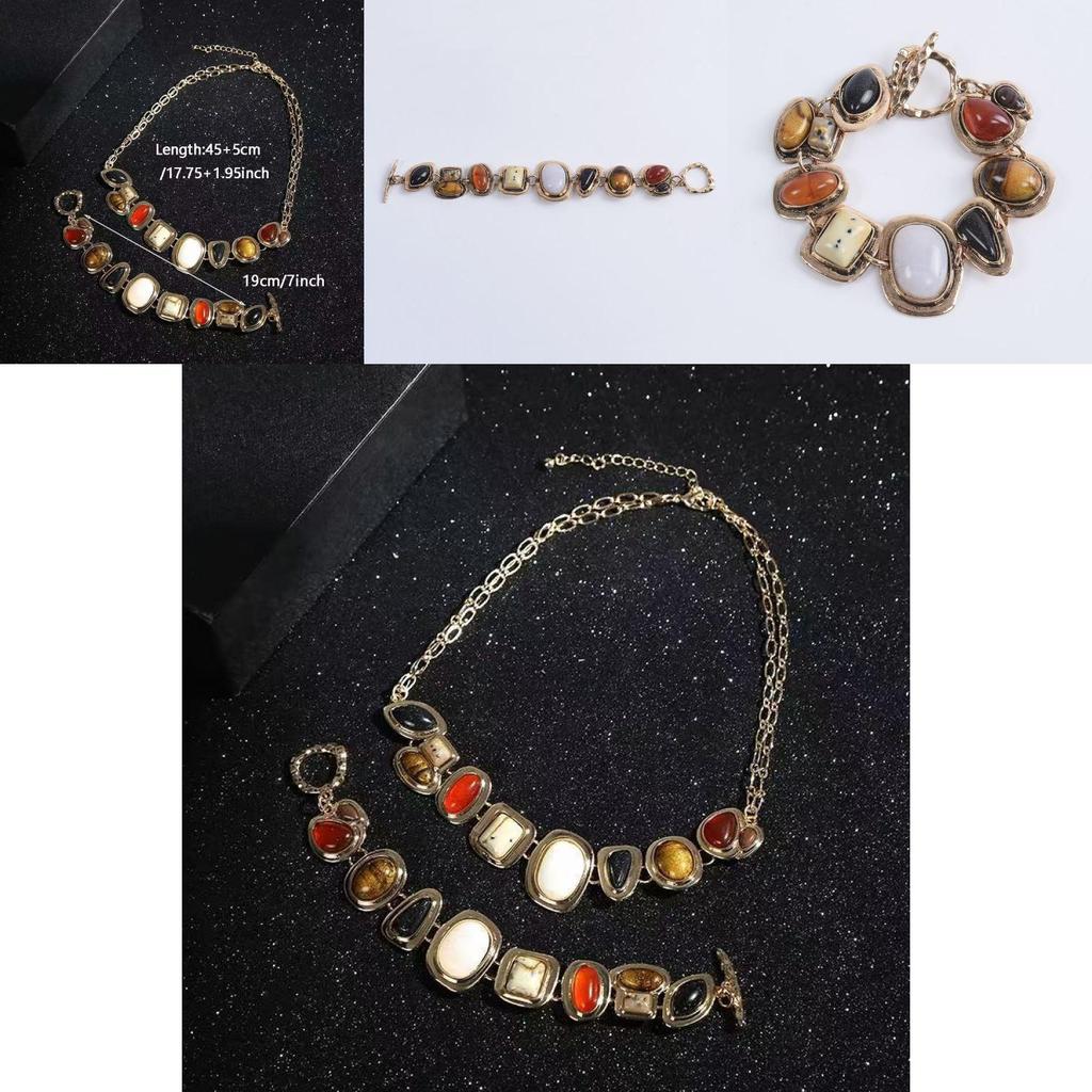 Trendy Geometric Pendant Necklace And Bracelet Combo For Females With Stylish Alloy Finish