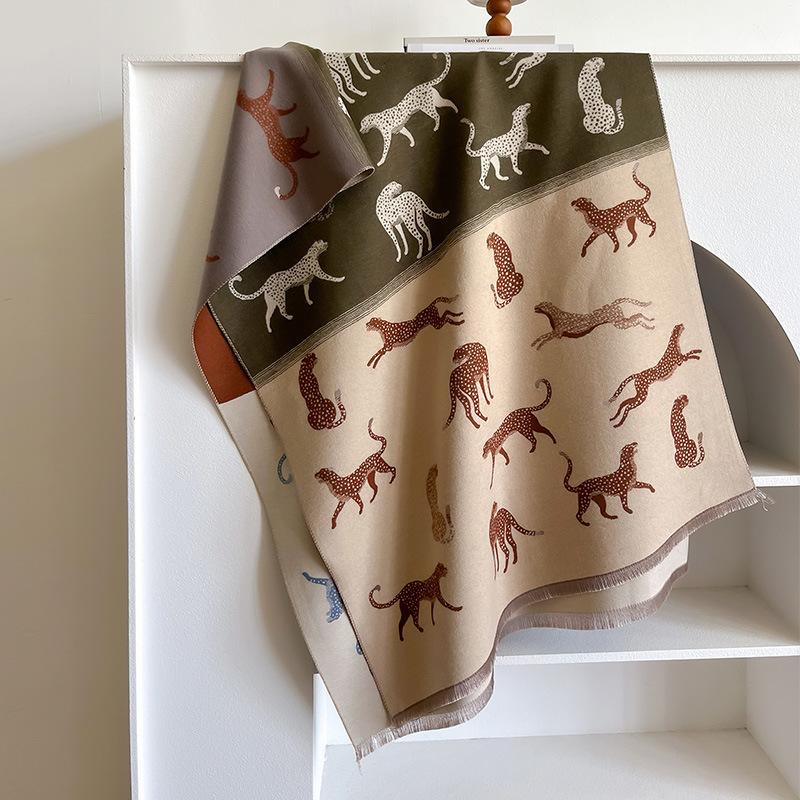 Warm Imitation Cashmere Scarf Women'S Double-Sided Cute Cartoon Lion Color Matching Thickened Scarf Air Conditioner Shawl