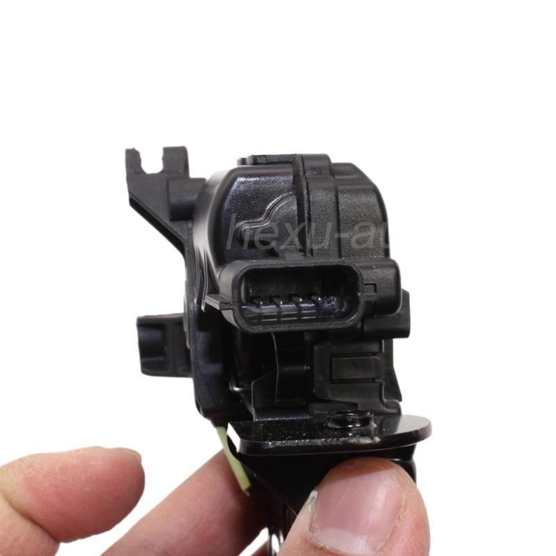 905030002R 905034633R Tailgate Door Lock For Renault Megane III Fluence Laguna III Duster LADA GRANTA/VESTA 2190-5606010-10