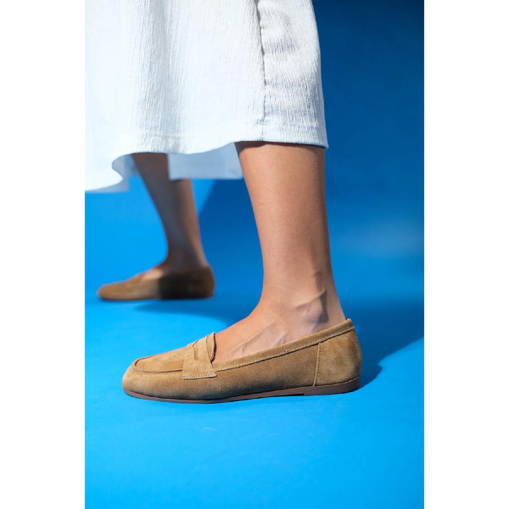 F02 Clay Suede Women's Ballerinas