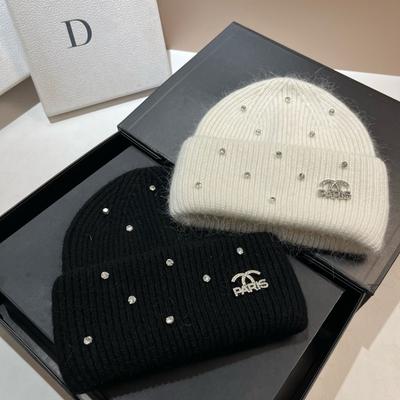 Rabbit Hair Small Fragrant Wind Full Diamond Knitted Hat Winter Paris Light Luxury Niche Warm Versatile Wool Ear Protection Hat Women
