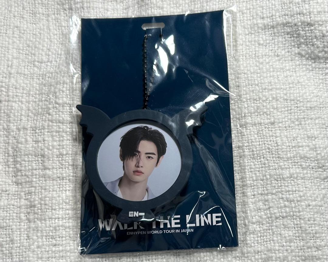 

[USED] ENHYPEN Walk the Line Sung Hoon Can Badge Key Ring