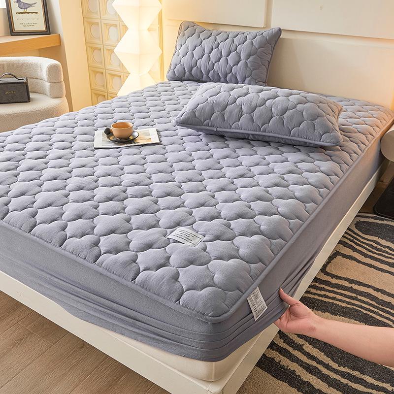 Pure Color Quilted Cotton Yarn-Dyed Bed Sheet & Bedspread Set